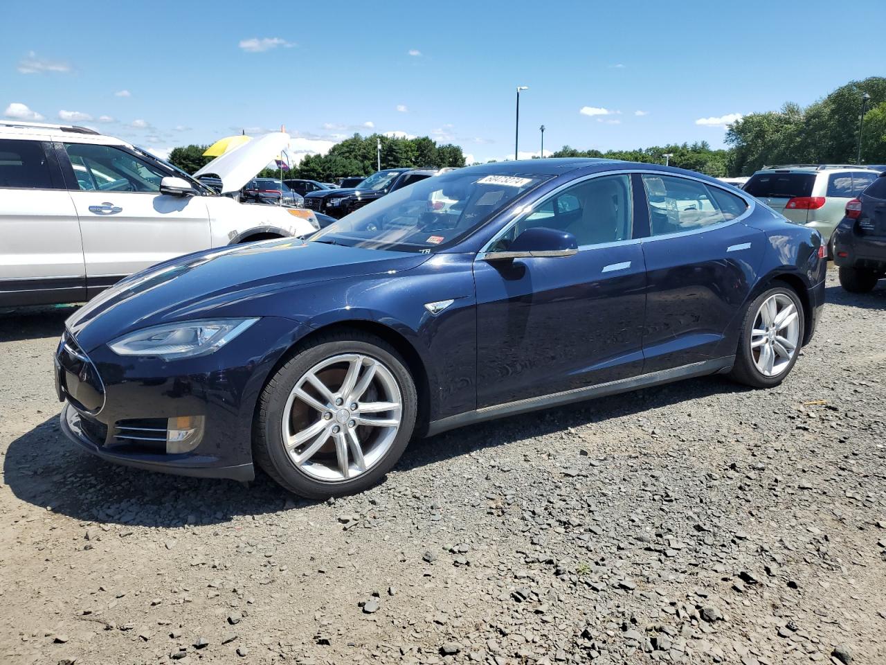 2013 Tesla Model S vin: 5YJSA1CG3DFP08772