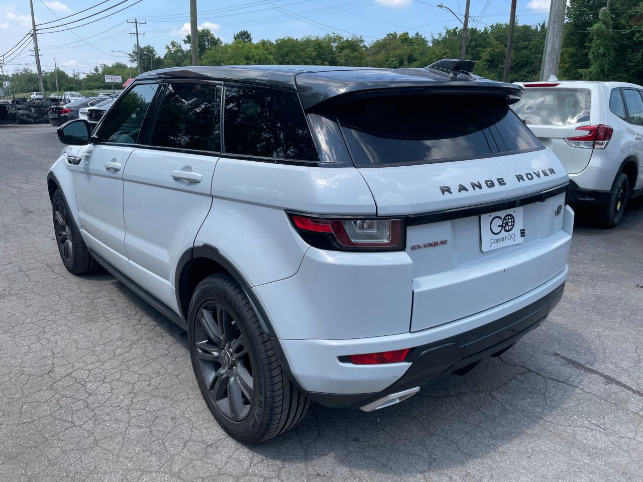 2018 Land Rover Range Rover Evoque Landmark Edition vin: SALVC2RX5JH322380