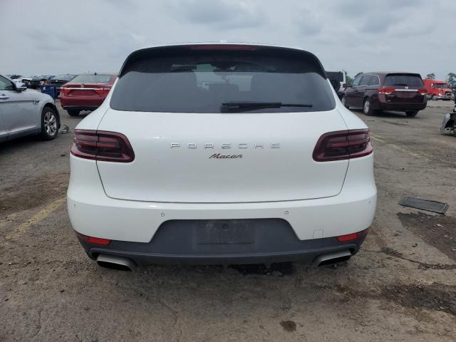 VIN WP1AA2A53JLB16072 2018 Porsche Macan no.6