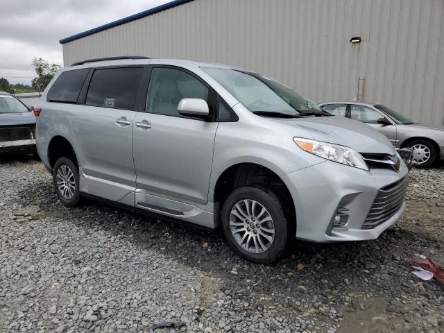 5TDYZ3DC7LS082261 Toyota All Models SIENNA XLE 4