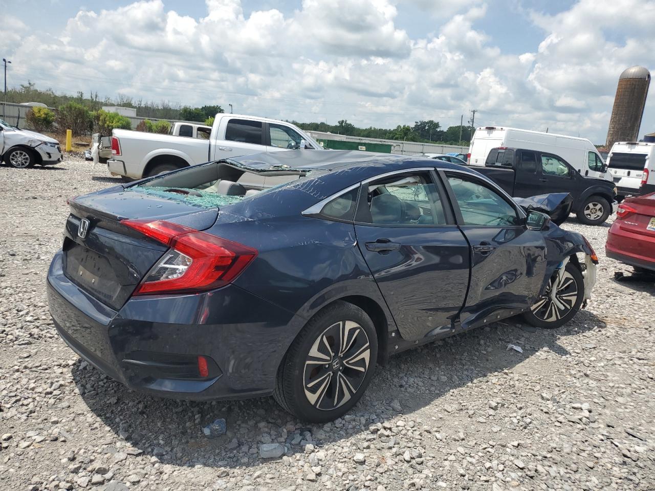 19XFC1F37HE005644 HONDA CIVIC 2017