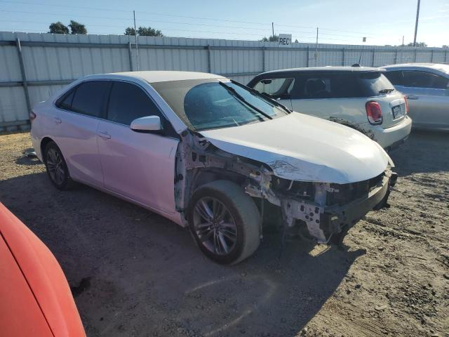 VIN 4T1BF1FK9GU221164 2016 Toyota Camry, LE no.4