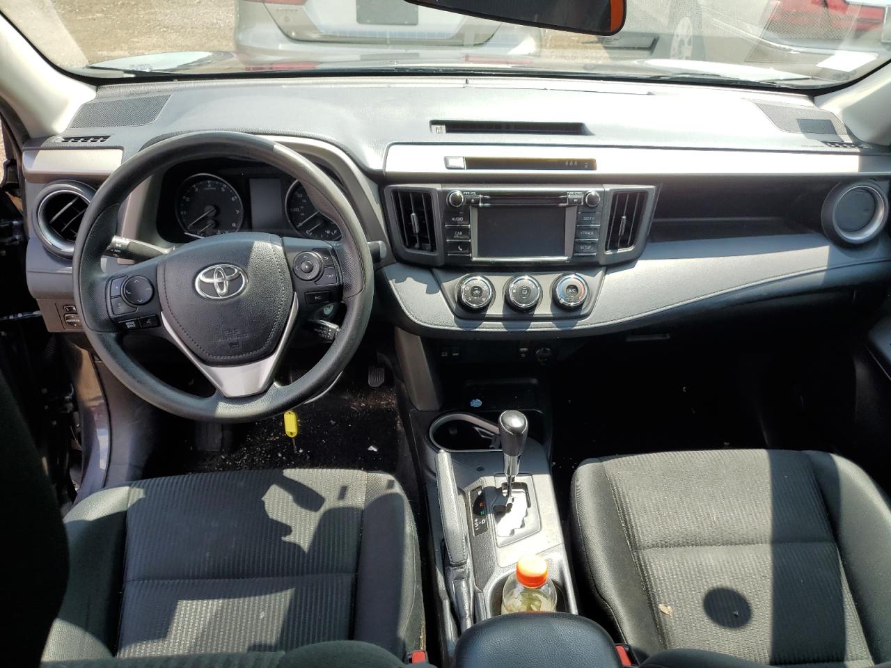 2T3BFREV8HW656177 2017 Toyota Rav4 Le