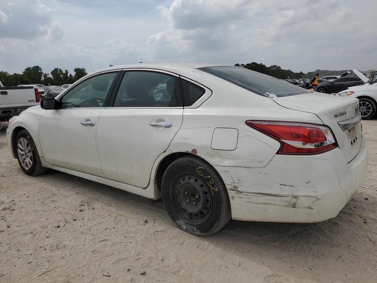 2013 Nissan Altima 2.5 vin: 1N4AL3AP4DC211981