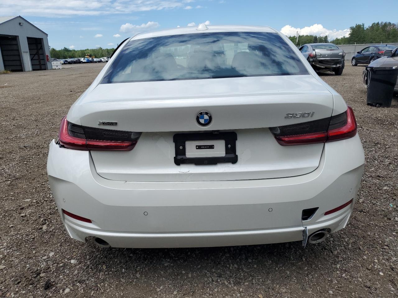 3MW89FF05R8E54215 2024 BMW 330Xi