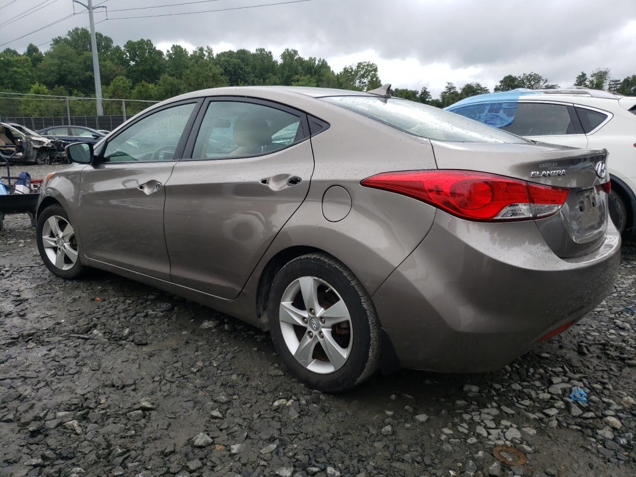 2012 Hyundai Elantra Gls vin: 5NPDH4AE0CH141959