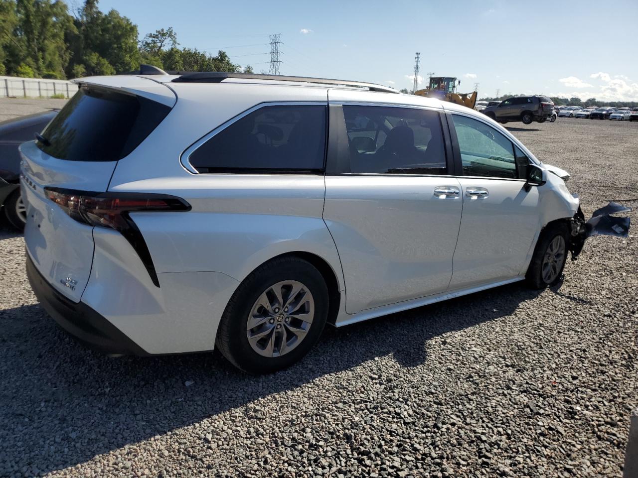 2023 Toyota Sienna Xle vin: 5TDYRKEC4PS171705