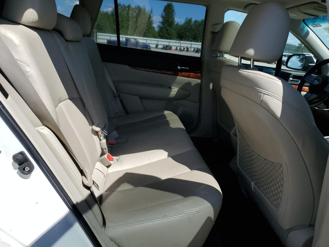 4S4BRBKC7B3408834 2011 Subaru Outback 2.5I Limited