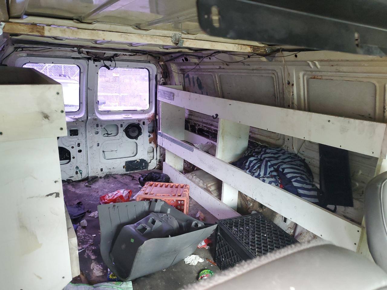 1FTNE24L92HB15725 2002 Ford Econoline E250 Van