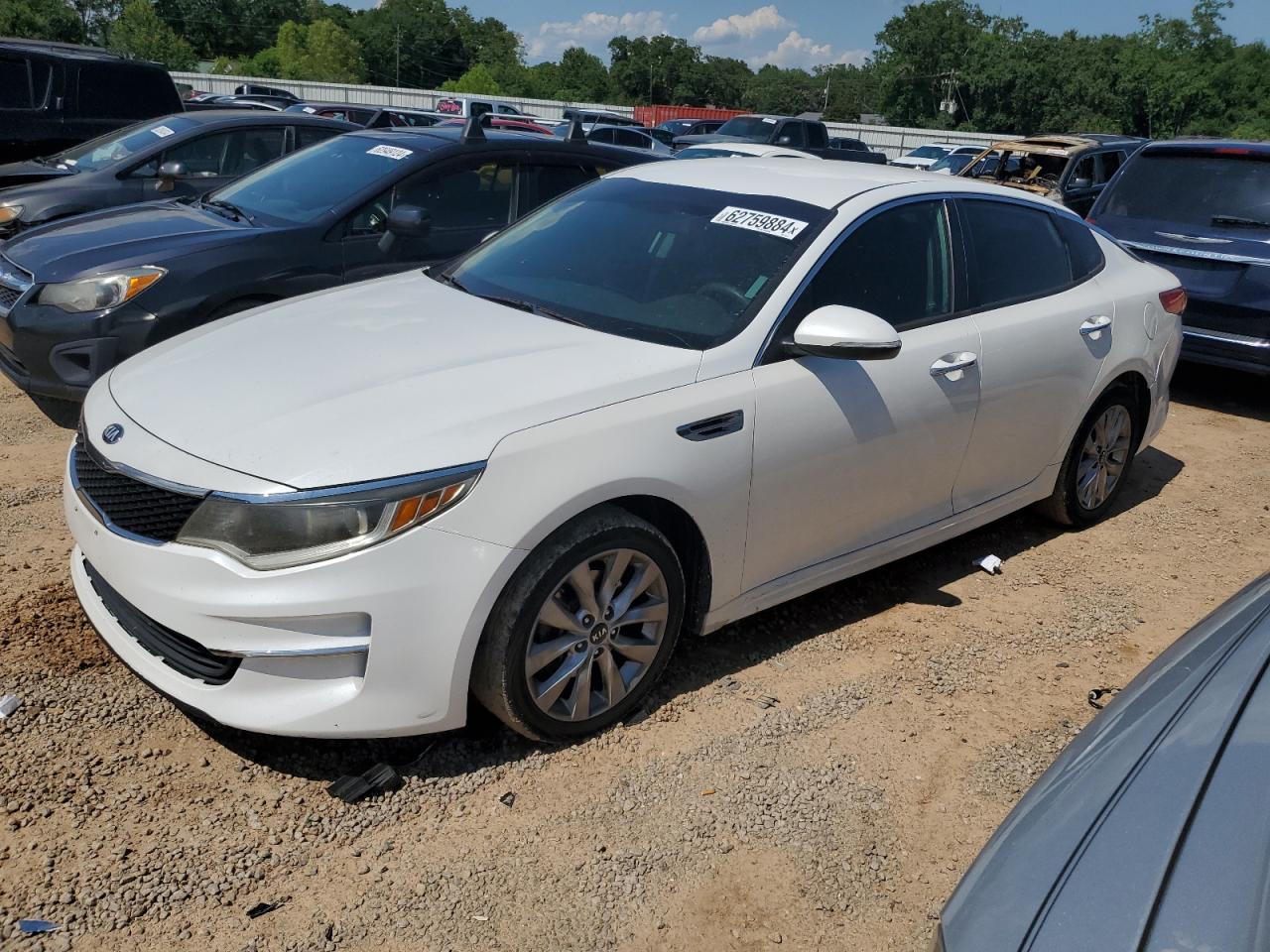 2017 Kia Optima Lx vin: 5XXGT4L34HG172917