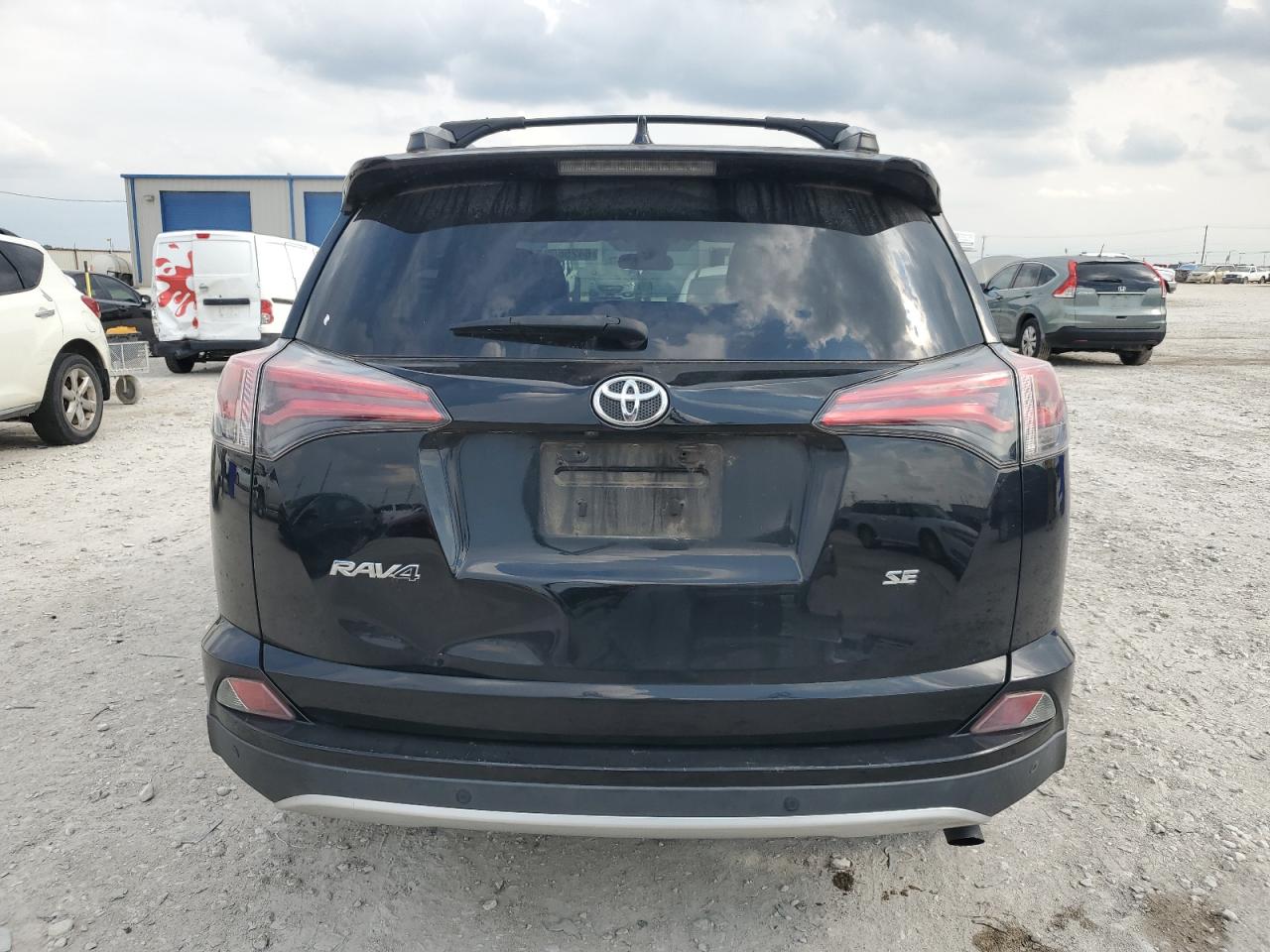 Lot #2994163364 2016 TOYOTA RAV4 SE