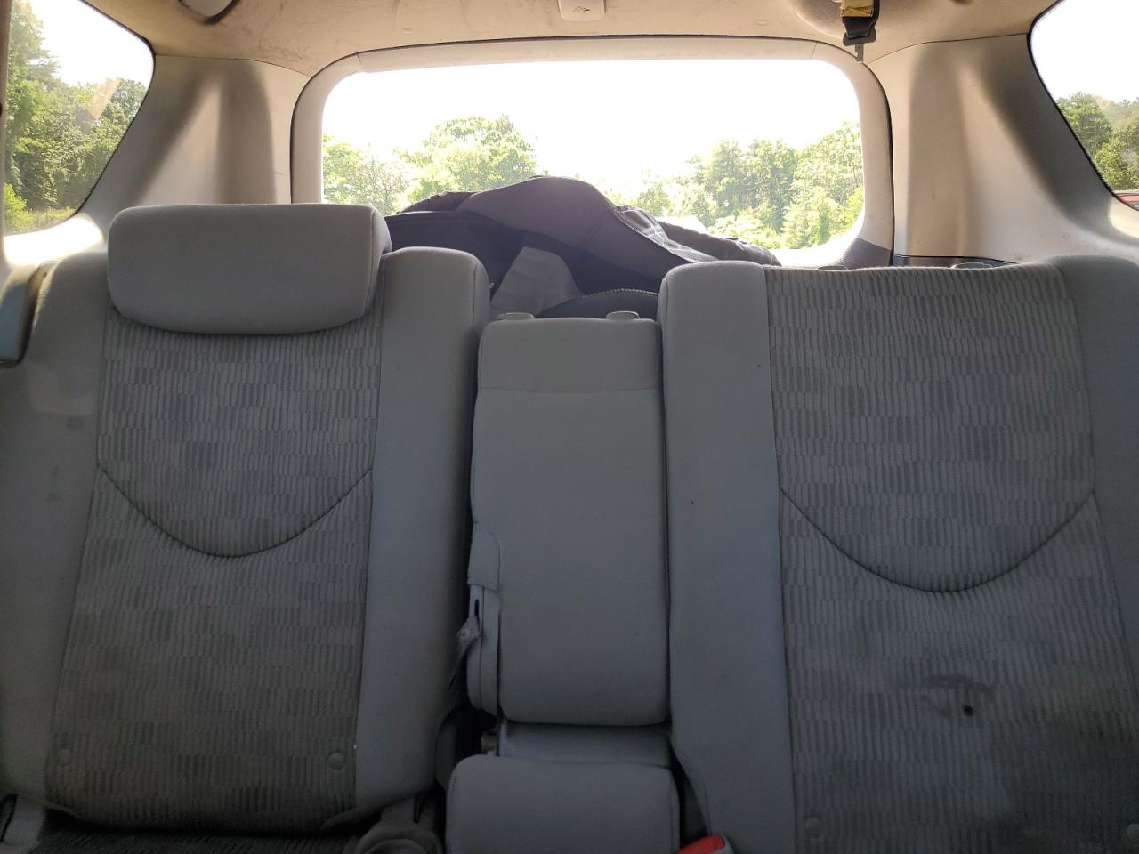 2T3BF4DV8BW098133 2011 Toyota Rav4