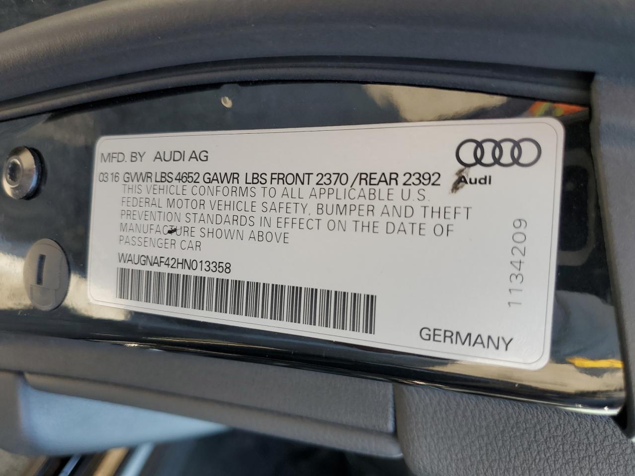 WAUGNAF42HN013358 2017 Audi A4 Premium