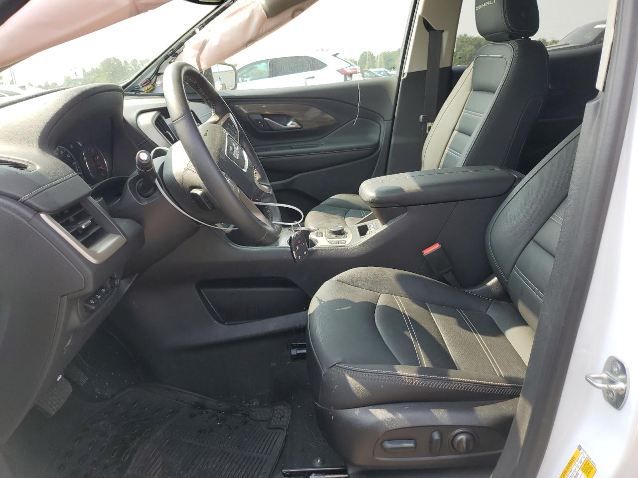 VIN: 3GKALXEV2NL298591 2022 GMC TERRAIN DE