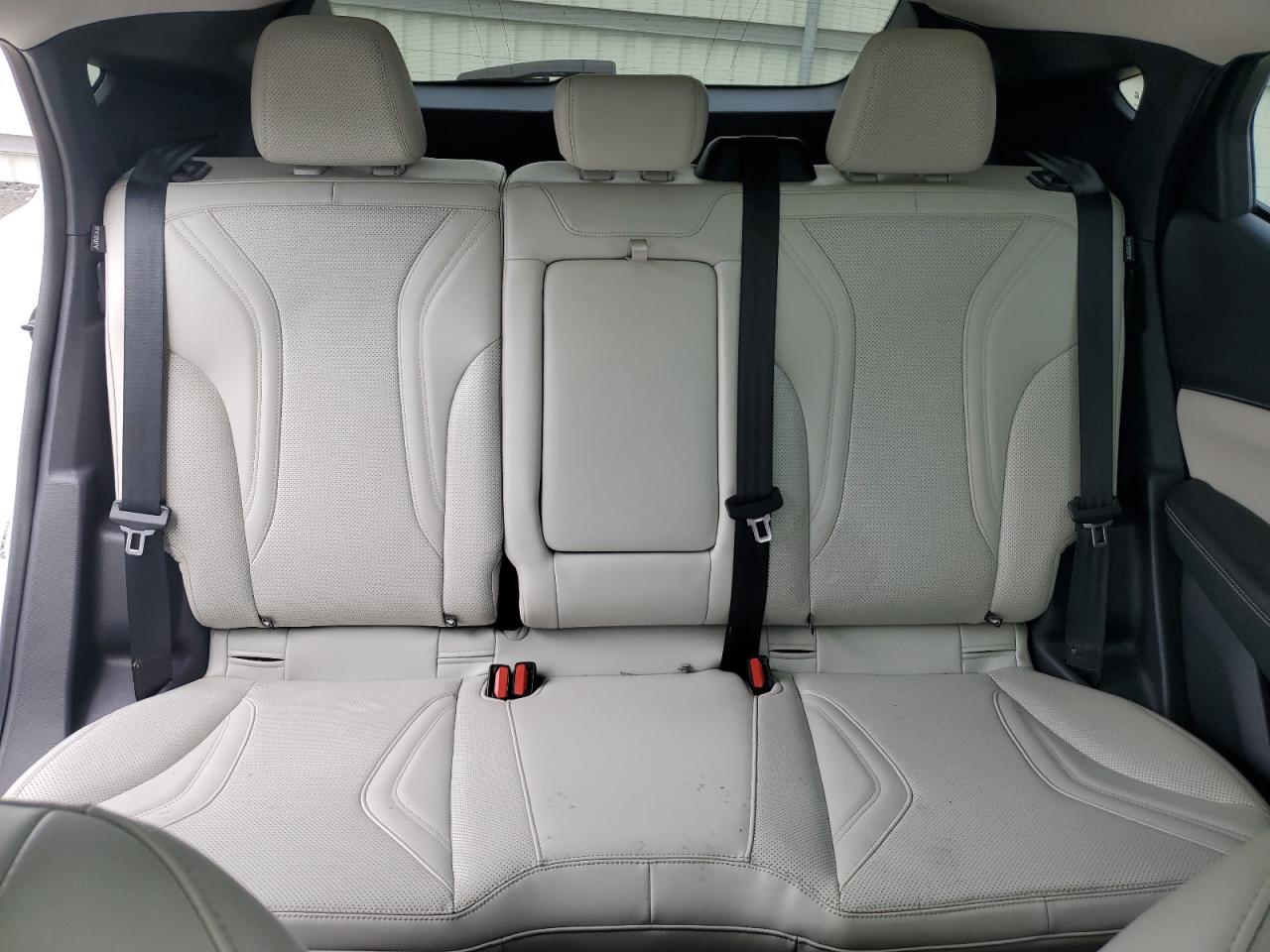 3FMTK3SU4MMA03300 2021 Ford Mustang Mach-E Premium