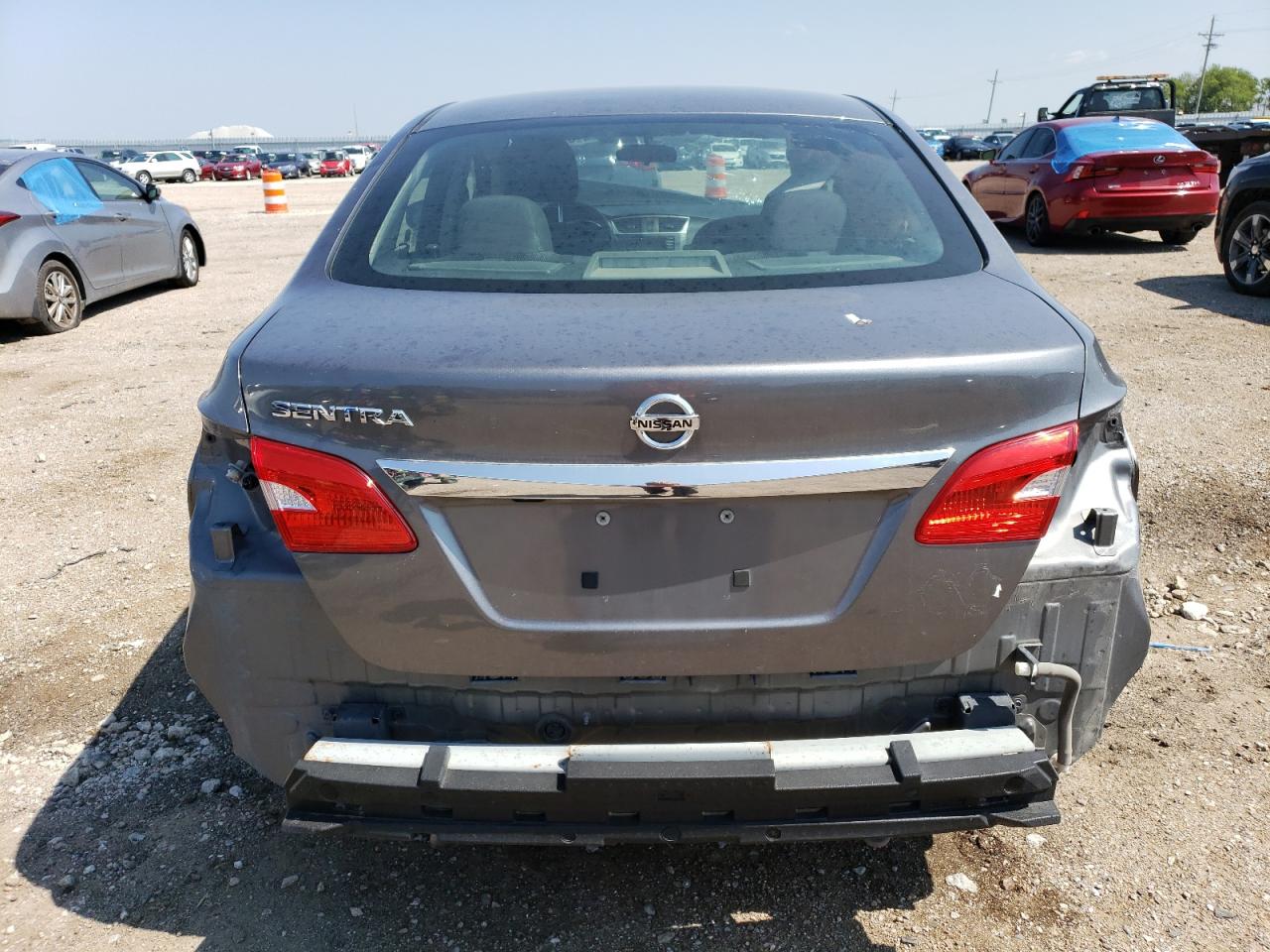 3N1AB7AP3JY254640 2018 Nissan Sentra S