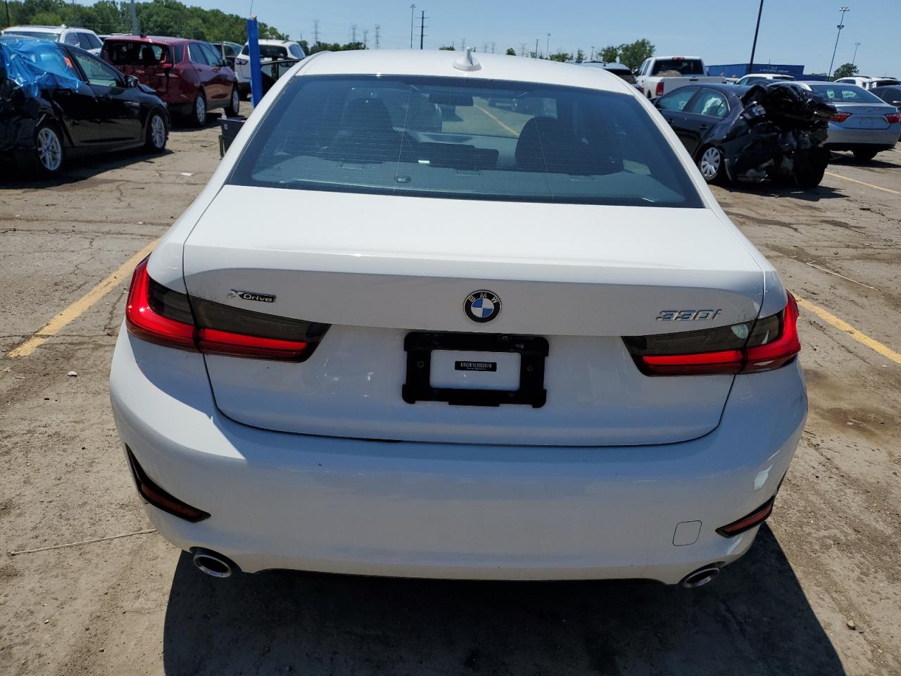 3MW5R7J00M8C03224 2021 BMW 330Xi