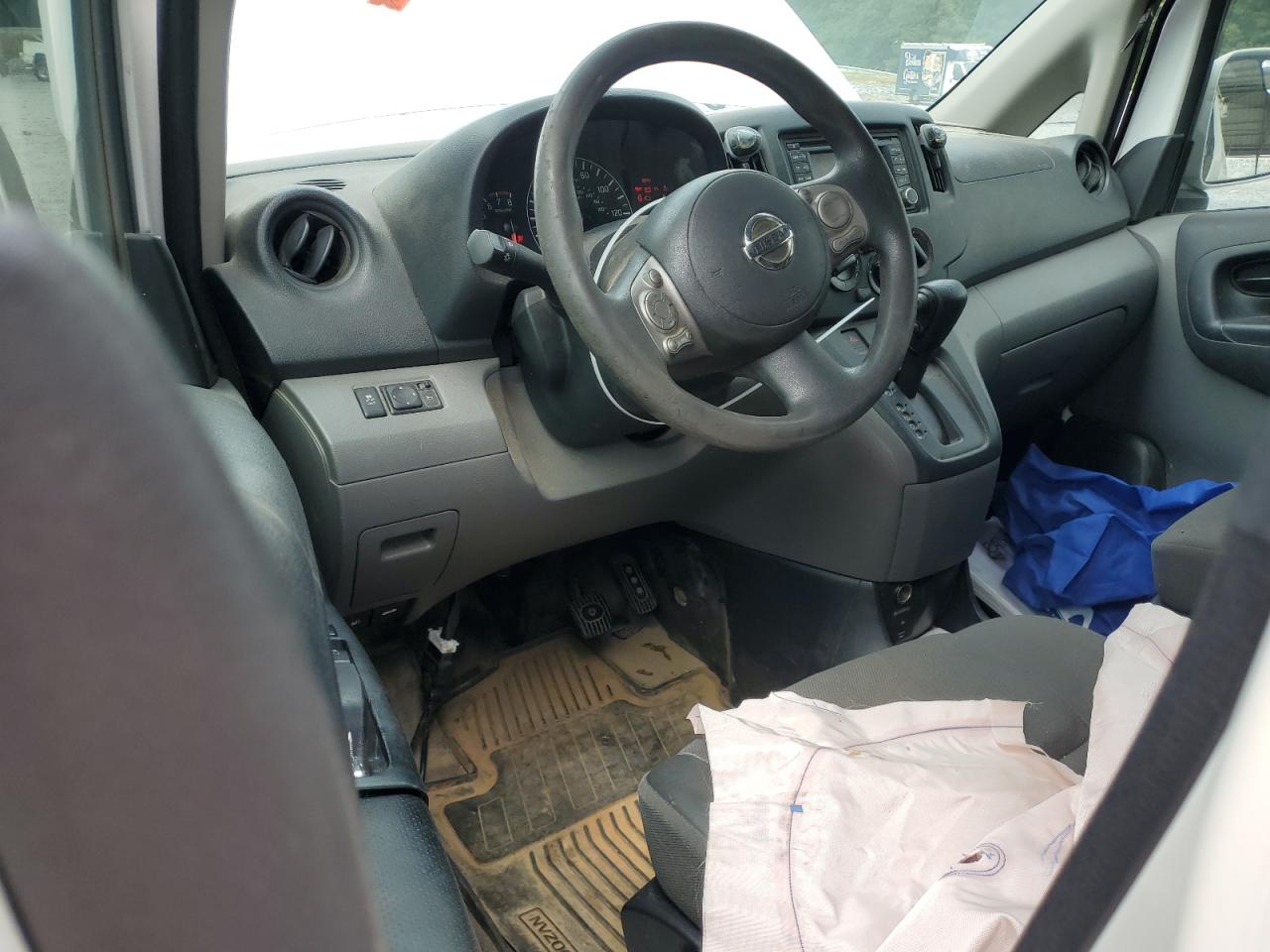 3N6CM0KN0GK701146 NISSAN NV 2016