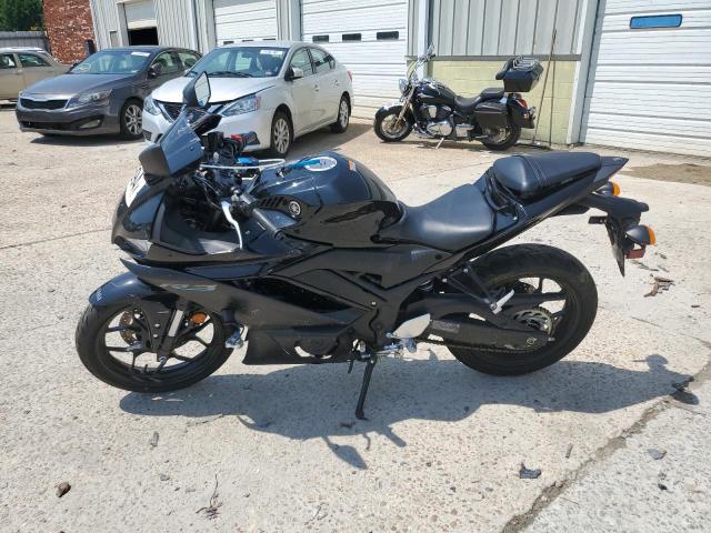 2023 YAMAHA YZFR3 A MH3RH18Y7PK012386
