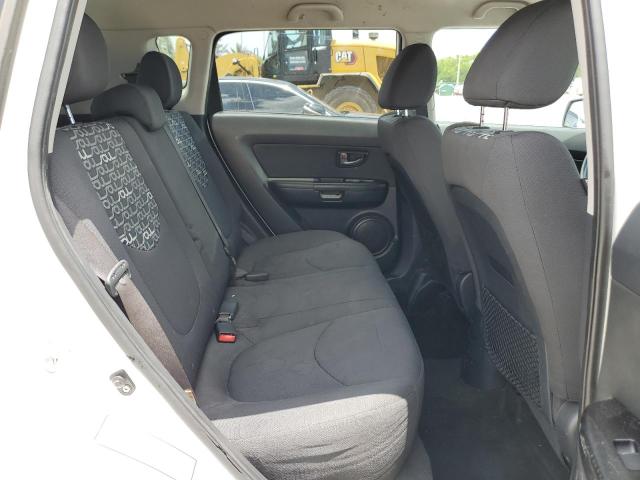 2011 Kia Soul + VIN: KNDJT2A29B7723332 Lot: 61300484