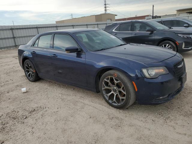 VIN 2C3CCABG5FH903810 2015 Chrysler 300, S no.4