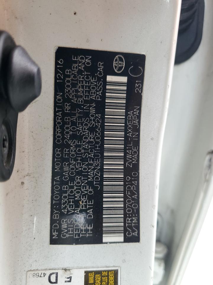 JTDZN3EU1HJ066424 2017 Toyota Prius V