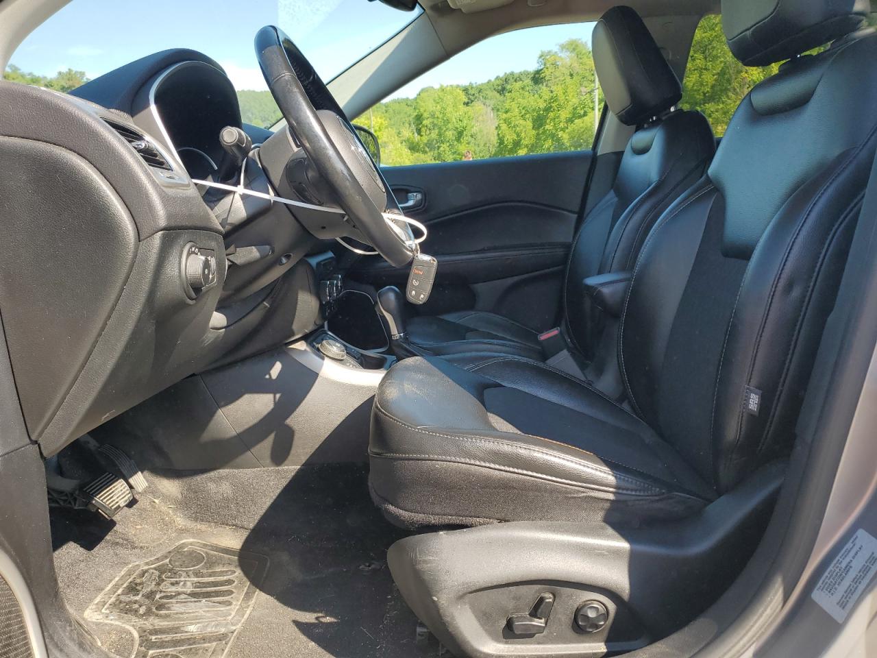 3C4NJDBB6JT135013 2018 Jeep Compass Latitude