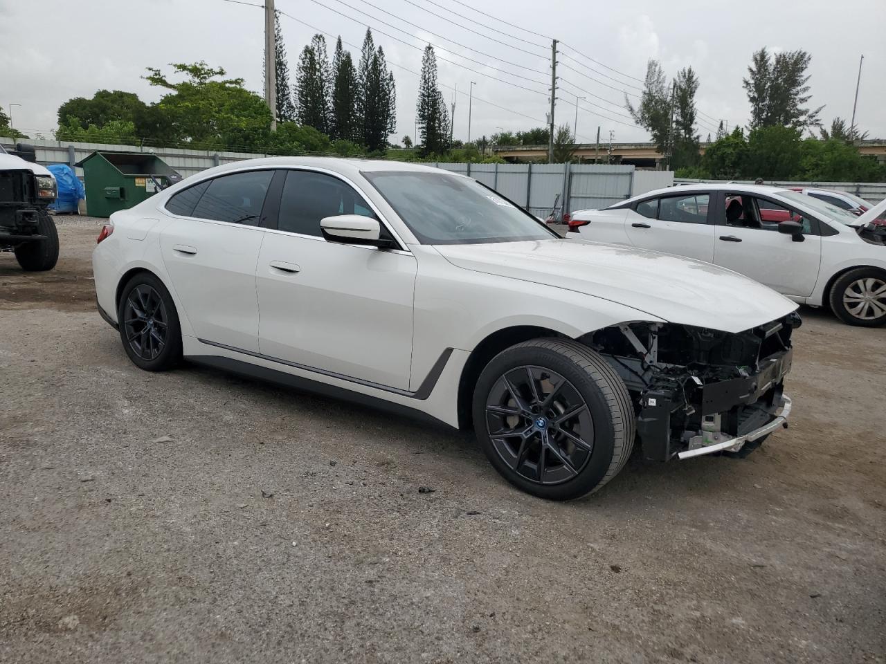 WBY73AW0XPFN60228 BMW i4 2023. Фото: 3