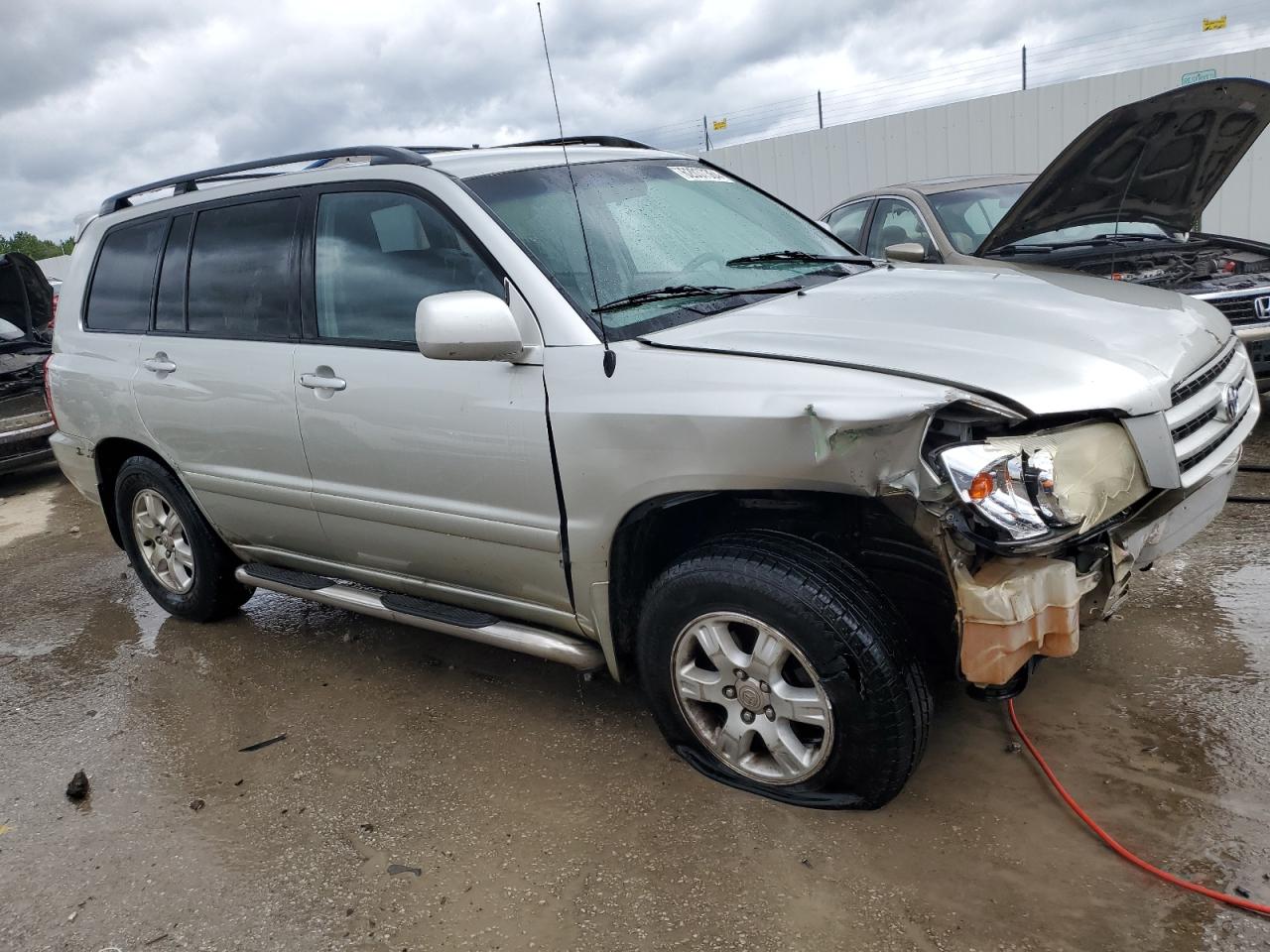 Lot #2768914180 2003 TOYOTA HIGHLANDER