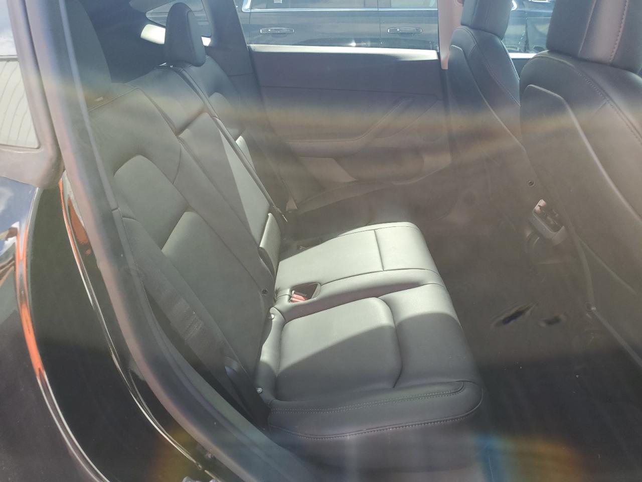 5YJYGDEE2LF045179 2020 Tesla Model Y