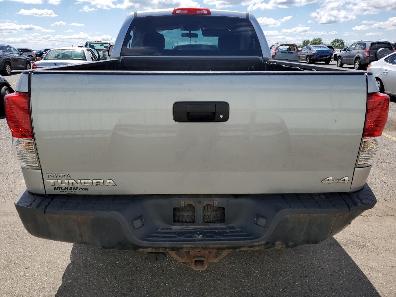 5TFKY5F18BX004824 2011 Toyota Tundra