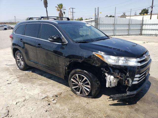 VIN 5TDKZRFH9KS564004 2019 Toyota Highlander, SE no.4