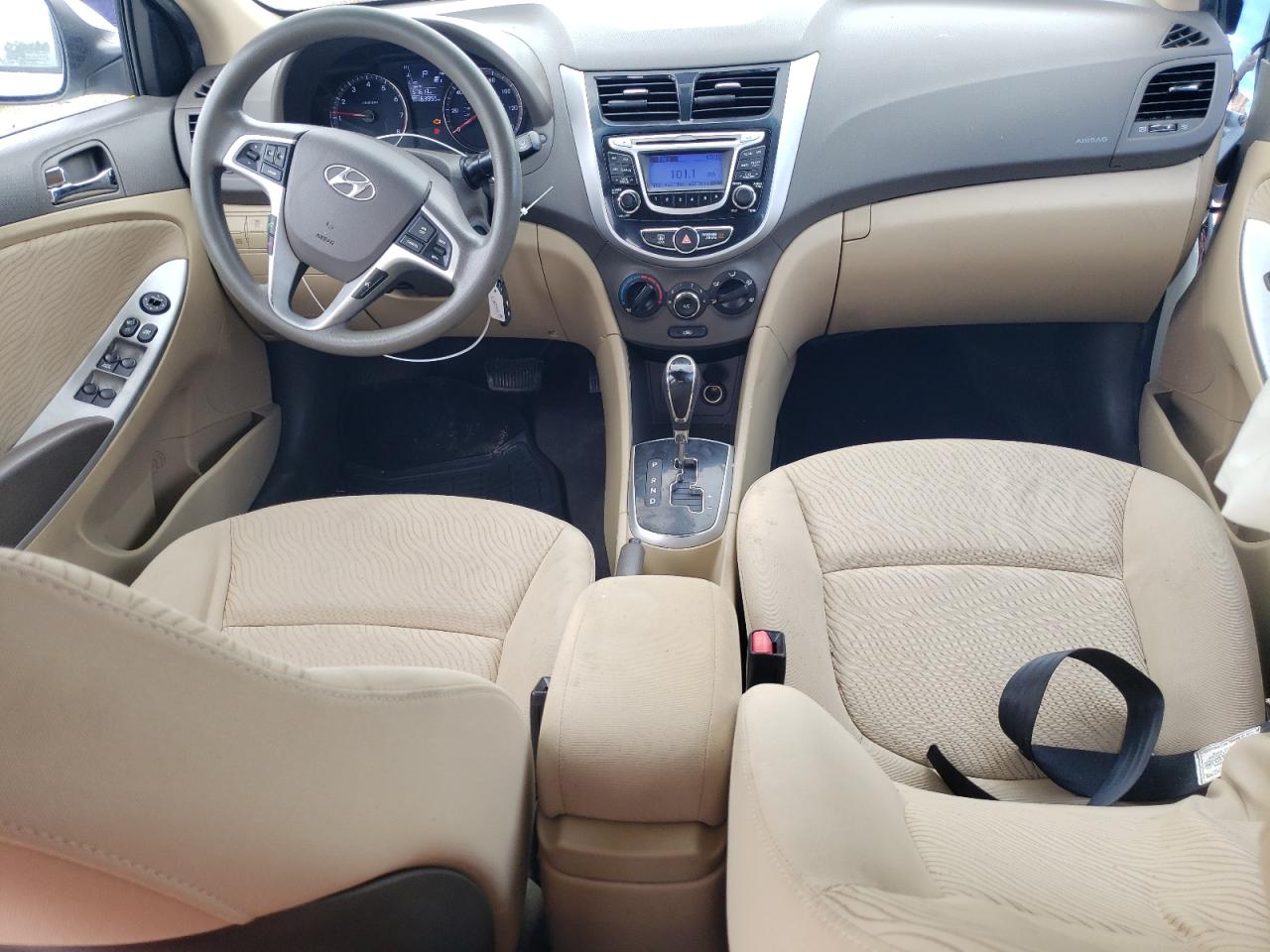 2012 Hyundai Accent Gls vin: KMHCU4AE2CU225757