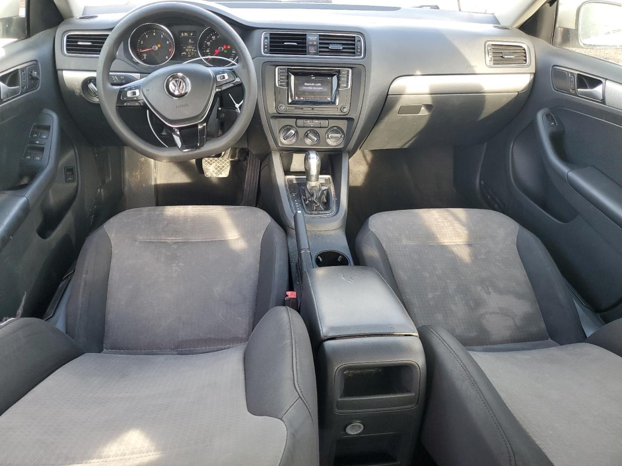 3VW2B7AJ2HM215372 2017 Volkswagen Jetta S