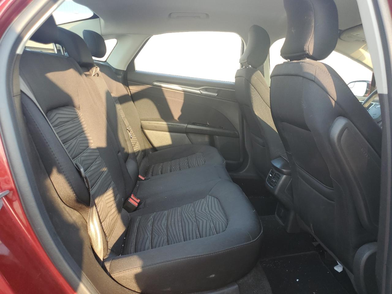 3FA6P0H70GR355953 2016 Ford Fusion Se