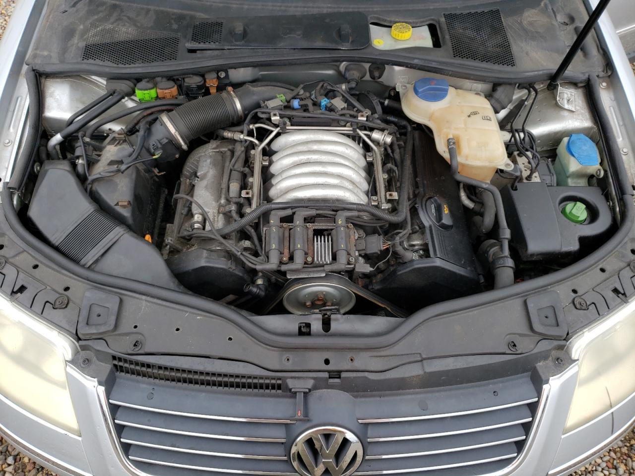 WVWYH63B94E030750 2004 Volkswagen Passat Glx 4Motion