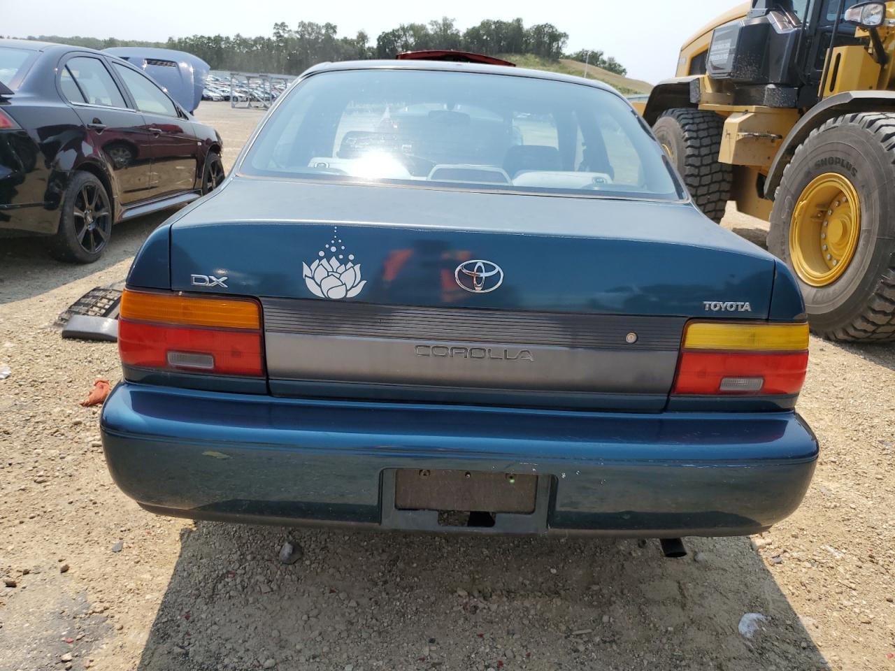 Lot #2715688811 1994 TOYOTA COROLLA LE