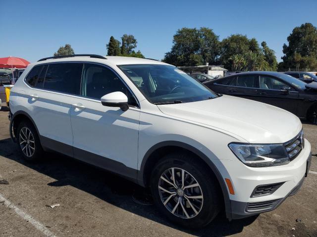 VIN 3VV3B7AX9KM071002 2019 Volkswagen Tiguan, SE no.4