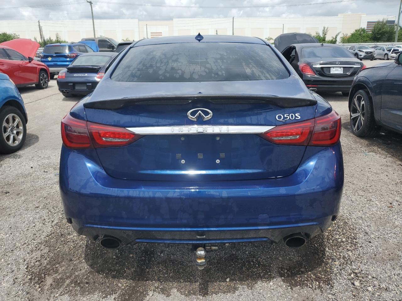 JN1EV7AP1JM360550 2018 Infiniti Q50 Luxe