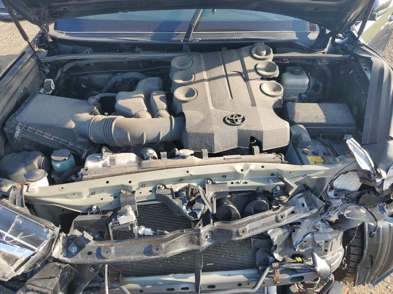 JTEBU5JR2J5549559 2018 Toyota 4Runner Sr5/Sr5 Premium