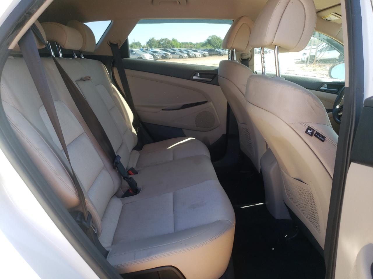 KM8J33A22GU084043 2016 Hyundai Tucson Limited