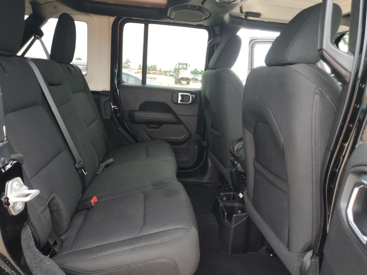 1C4HJXEN0MW681423 2021 Jeep Wrangler Unlimited Sahara