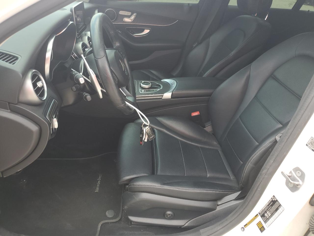 55SWF4JB2HU218257 2017 Mercedes-Benz C 300