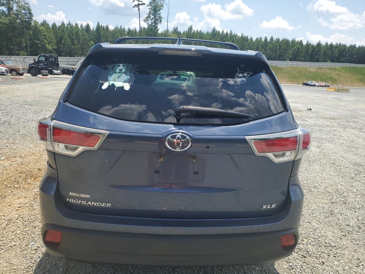 5TDKKRFH3GS503260 2016 Toyota Highlander Xle