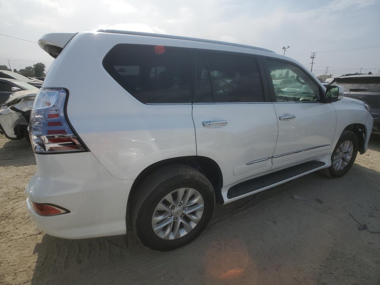 2017 Lexus Gx 460 vin: JTJBM7FX2H5174724