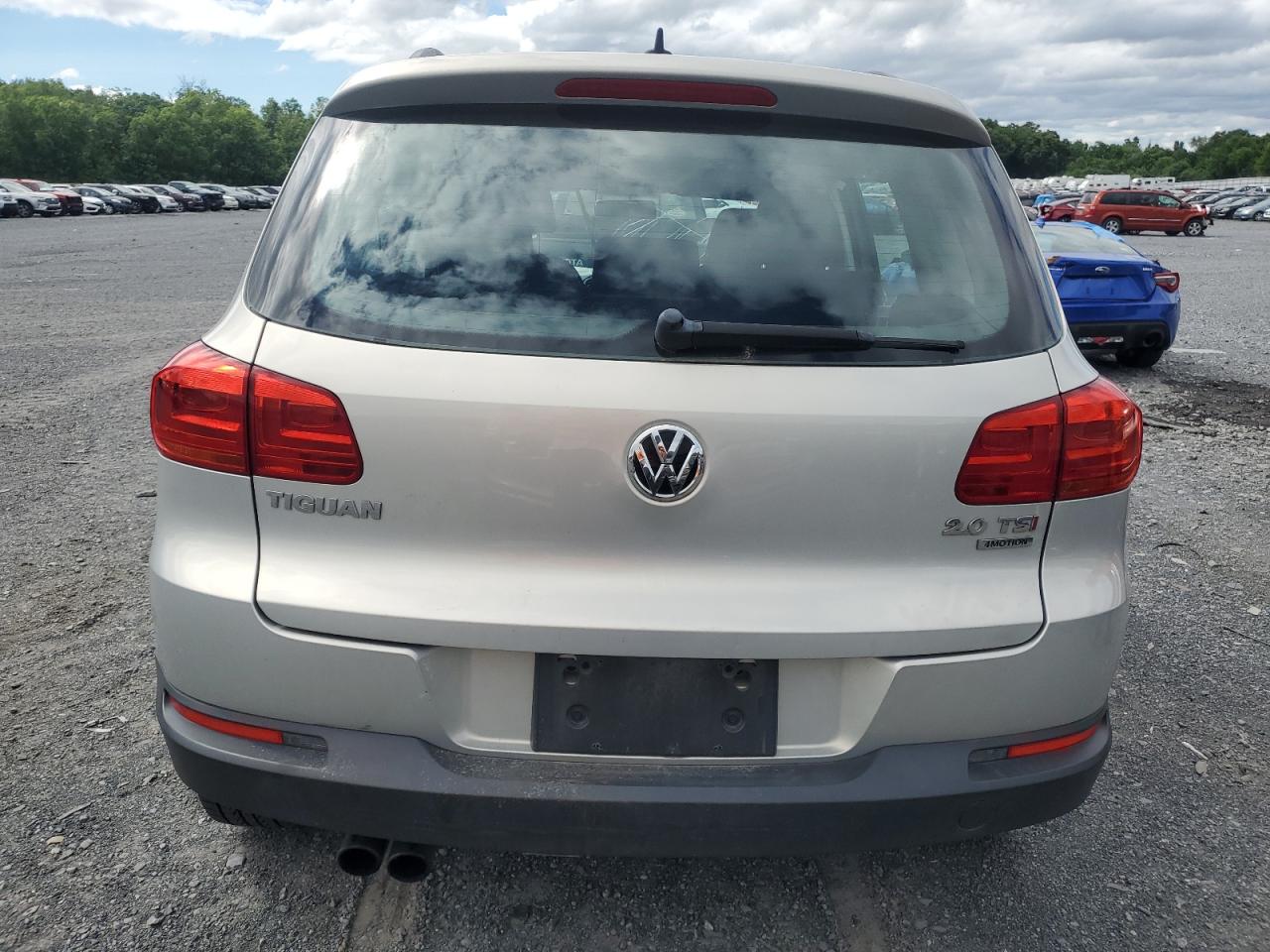 WVGBV7AX7FW514623 2015 Volkswagen Tiguan S