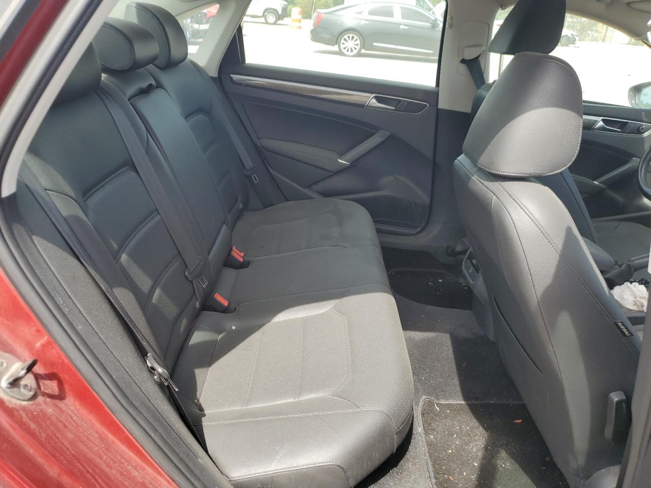 1VWBT7A38HC023857 2017 Volkswagen Passat Se