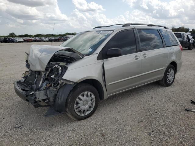 TOYOTA SIENNA CE