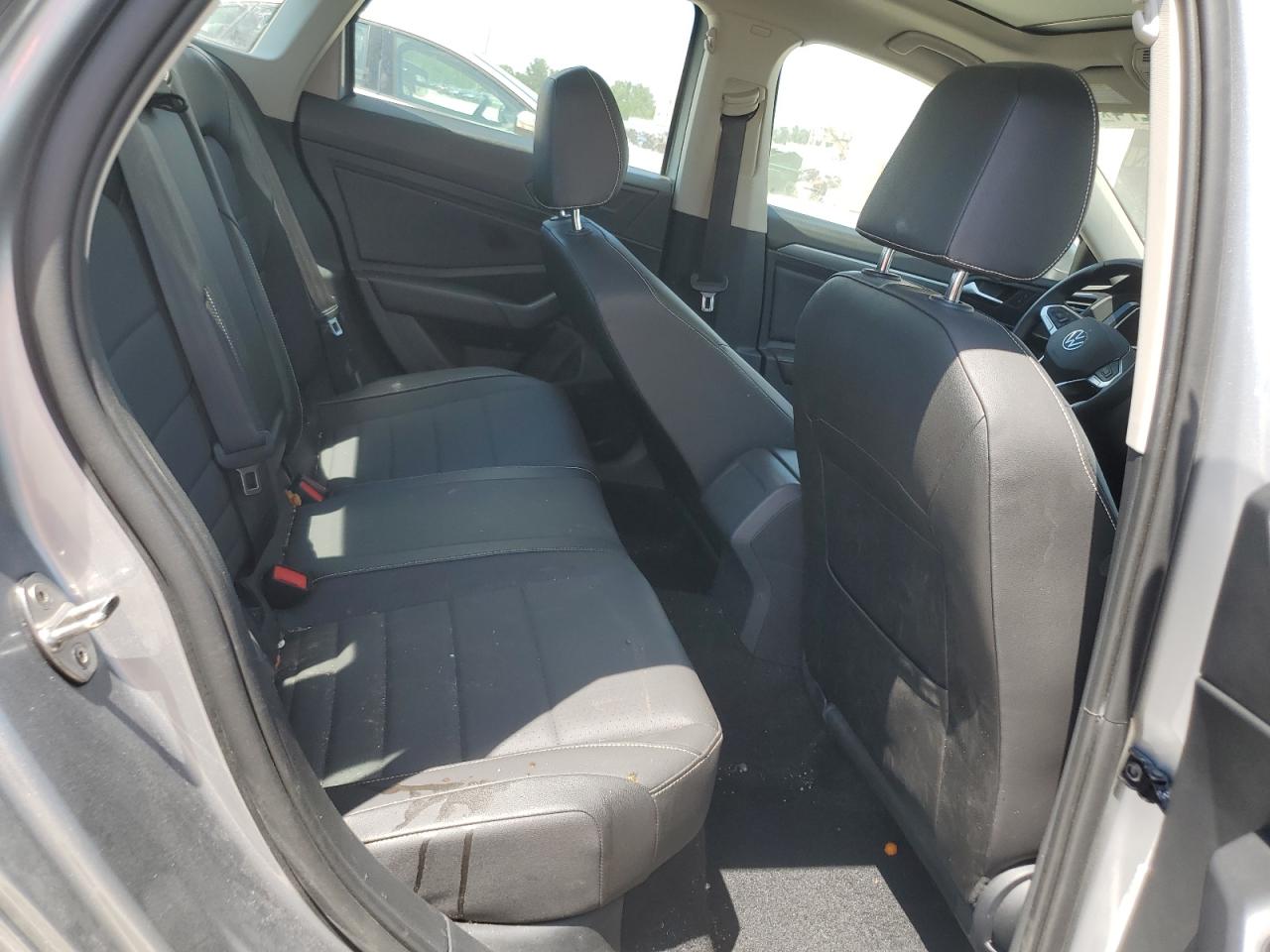 3VW7M7BUXNM033097 2022 Volkswagen Jetta Se