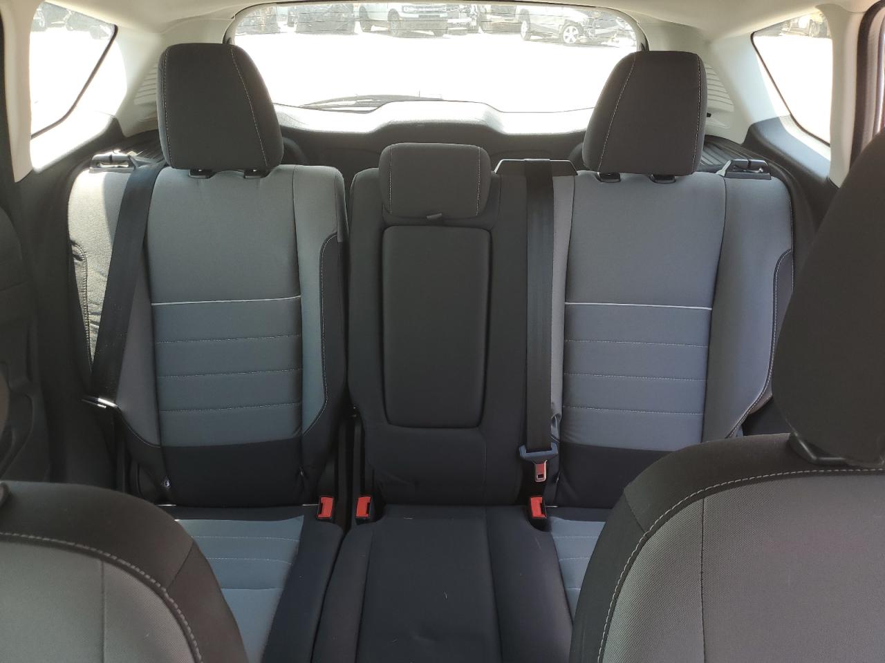 1FADP5AU0FL114010 2015 Ford C-Max Se